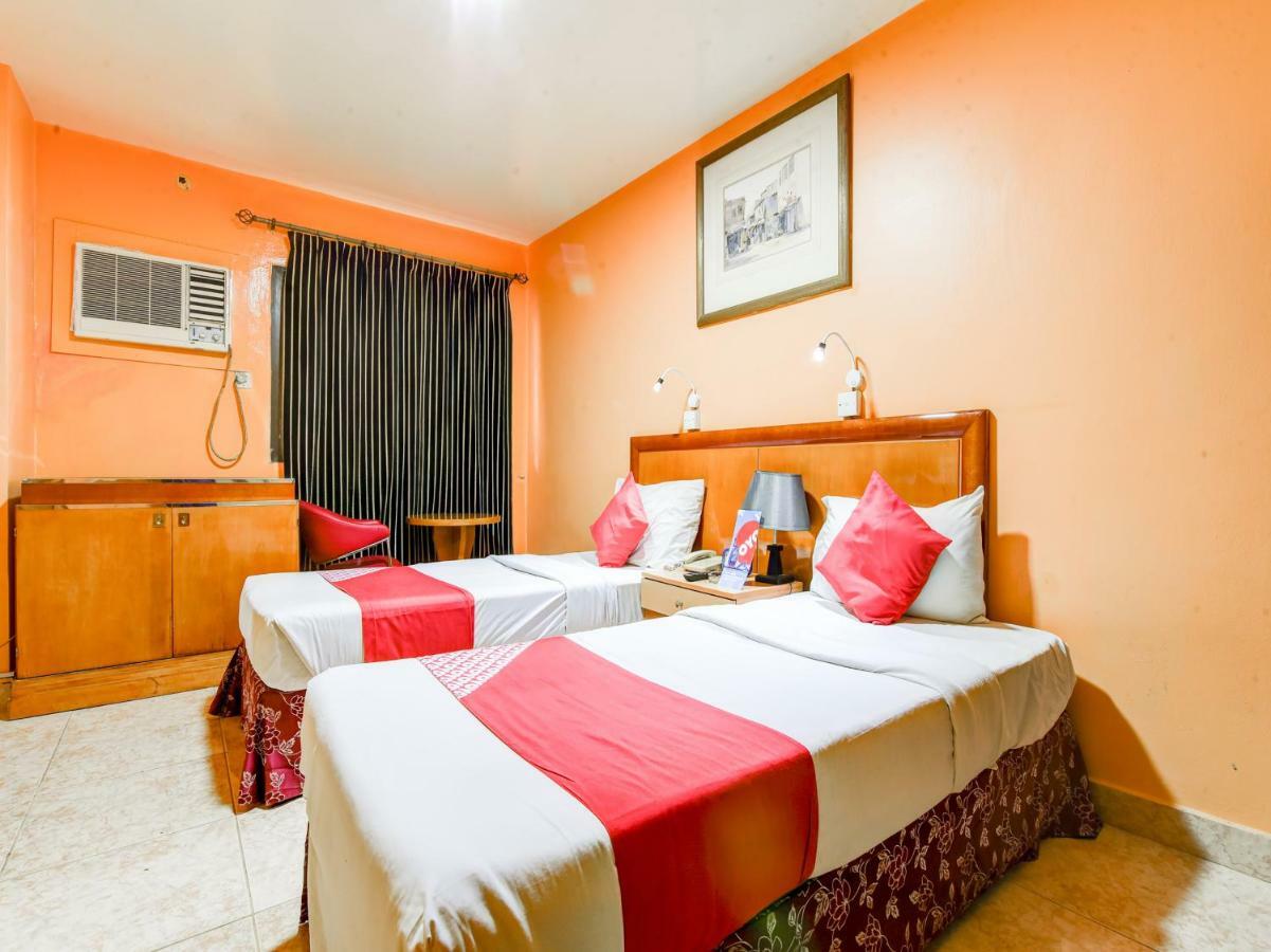 Oyo 270 Dream Land Hotel Дубай Екстер'єр фото
